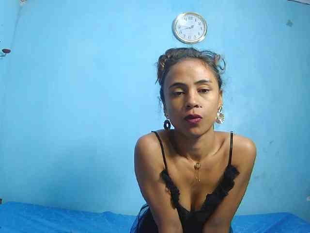 Reinewallashy3 webcam