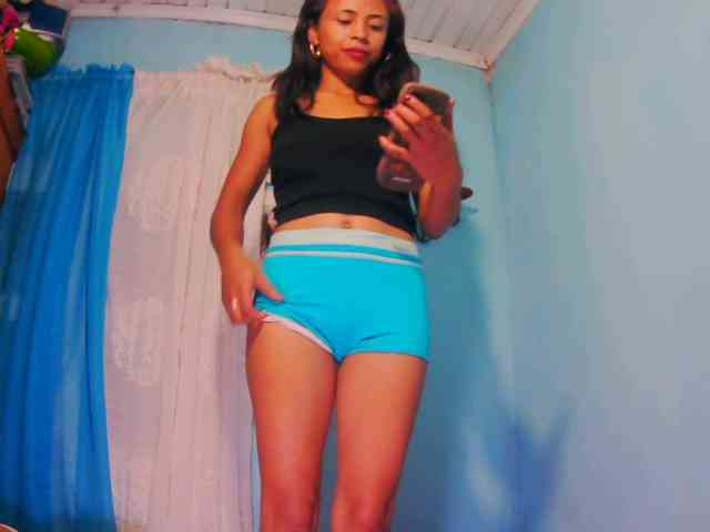 Reinewallashy3 webcam