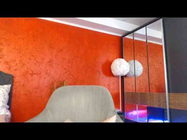 ScarletReina webcam