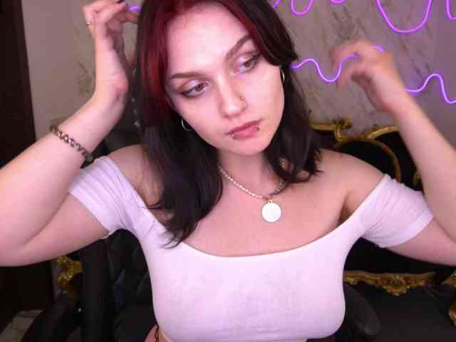 MeganMindless8 webcam