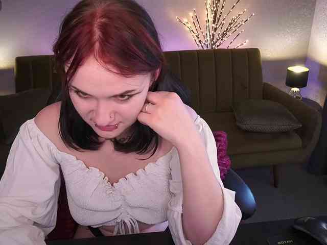 MeganBlackk webcam