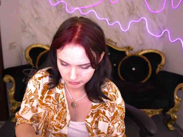 MeganMindless8 webcam