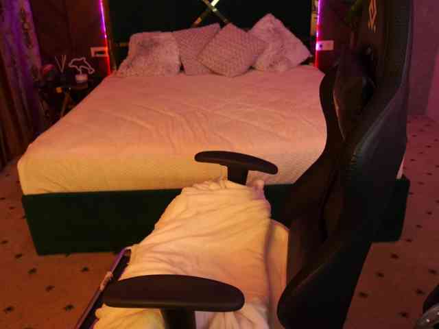 MeganMindless8 webcam