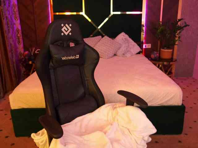 MeganMindless8 webcam