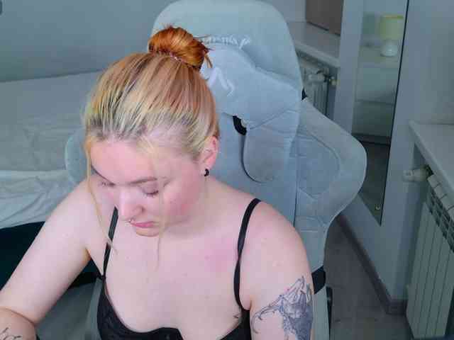 GingerLisa webcam