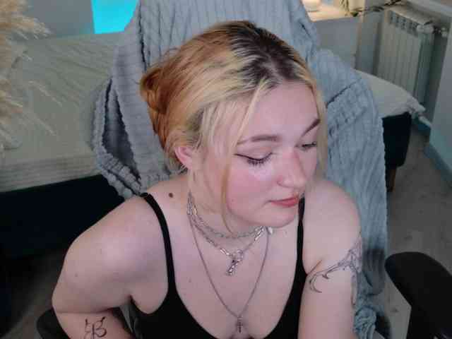 nude amateur GingerLisa