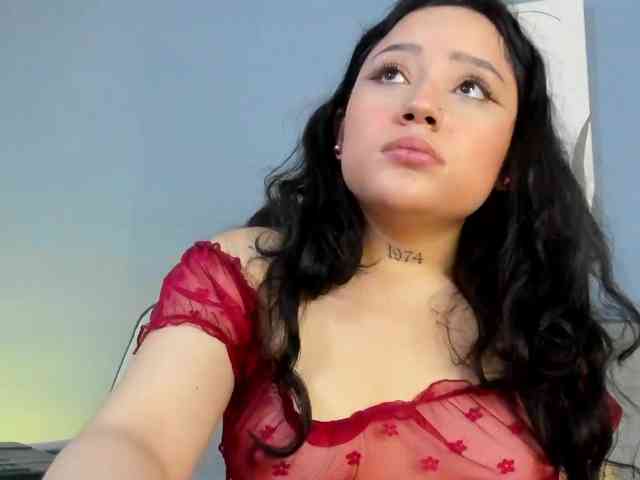 KittyCuteSweet webcam