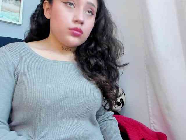 KittyCuteSweet webcam