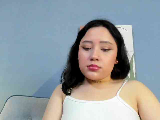 KittyCuteSweet webcam