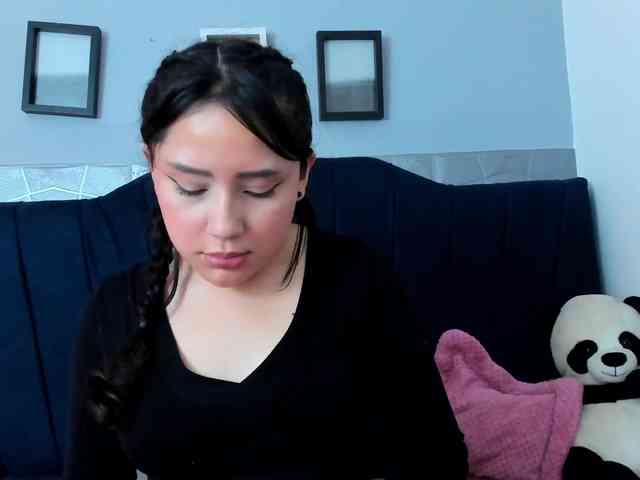 KittyCuteSweet webcam