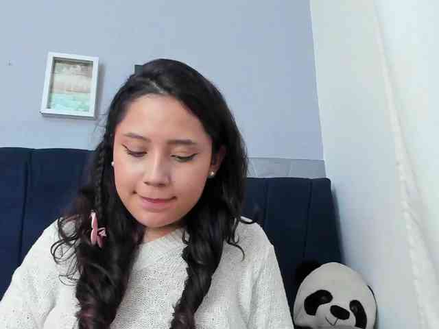 KittyCuteSweet webcam