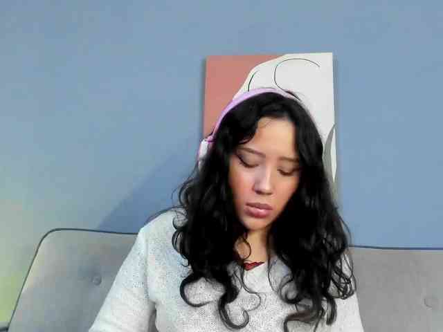 KittyCuteSweet webcam