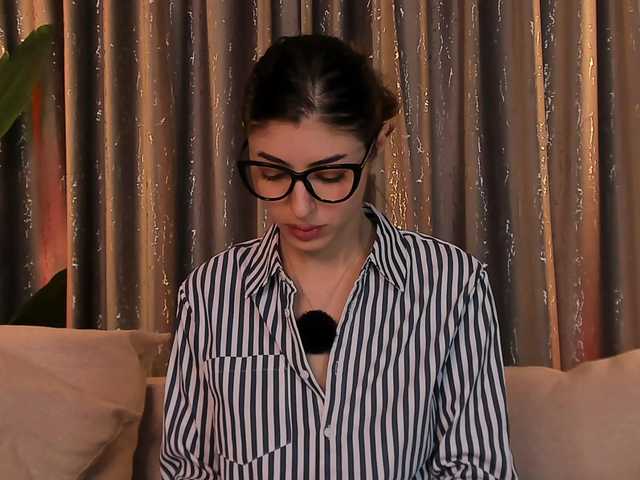 ShyCollegeBB's BongaCams show and profile