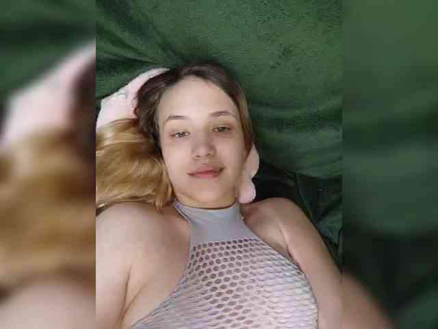 EmiLovMur Live Webcam on BongaCams