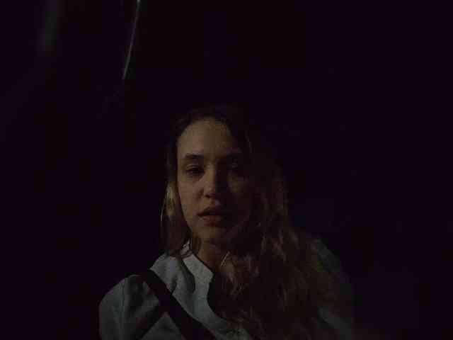 EmiLovMur webcam