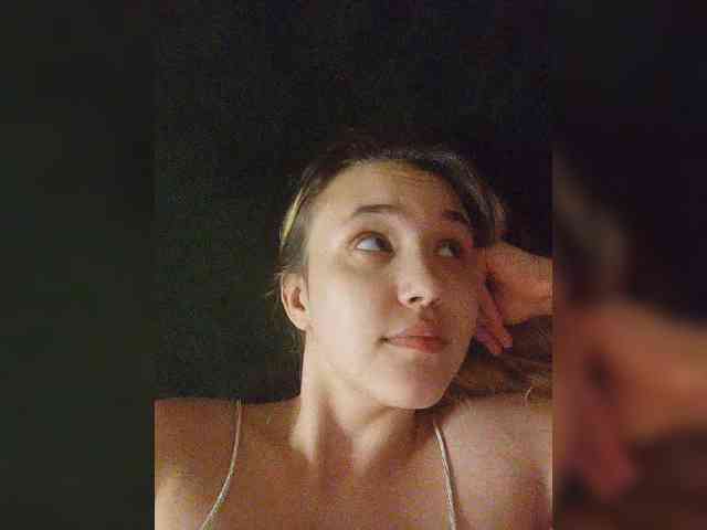 EmiLovMur webcam