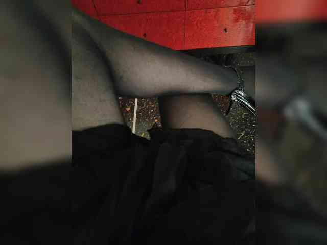 Manuelatrav987 Live Webcam on BongaCams