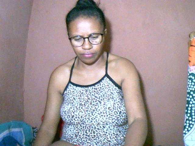  Nirinah2710 chat room