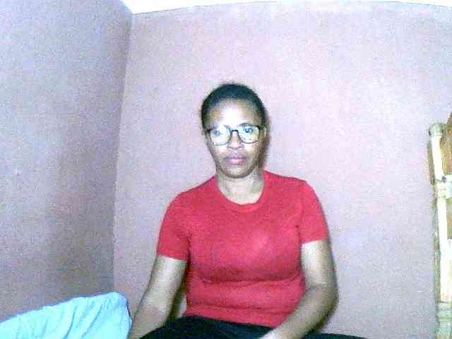 Nirinah2710 webcam