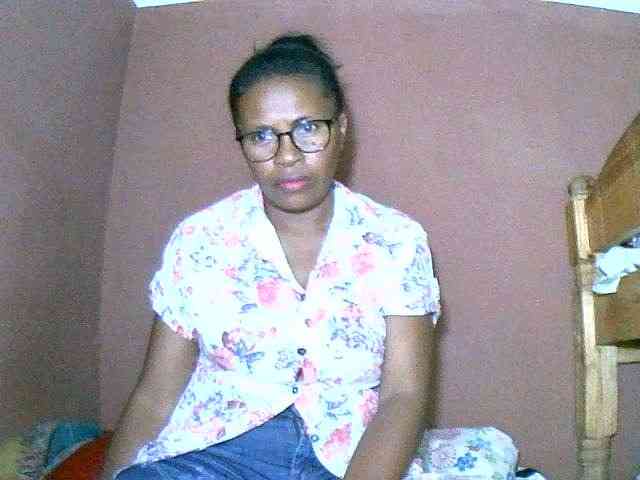 Nirinah2710 webcam