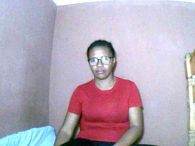 Nirinah2710 webcam