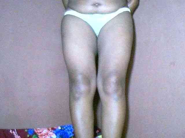 Nirinah2710 webcam