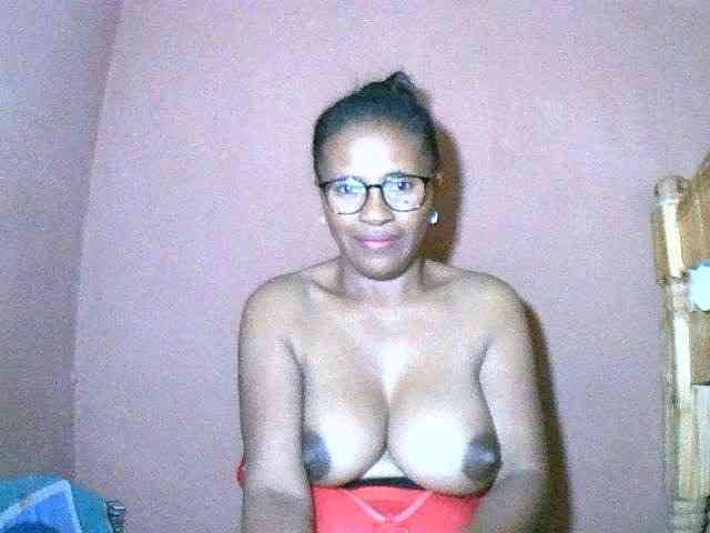 nude live chat Nirinah2710