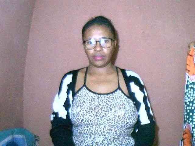 Nirinah2710 webcam