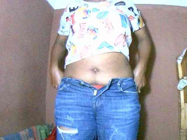 Nirinah2710 webcam