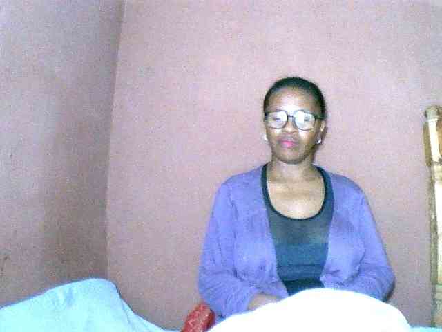 Nirinah2710 webcam