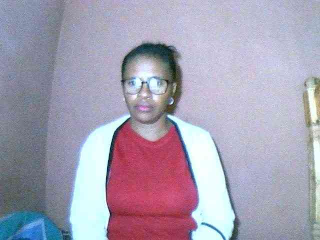 Nirinah2710 webcam