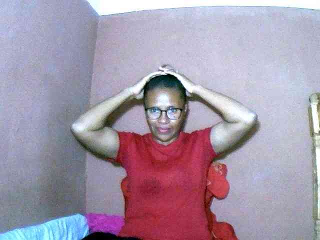 Nirinah2710 webcam