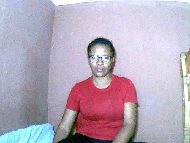 Nirinah2710 webcam