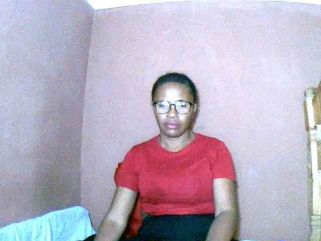 Nirinah2710 webcam
