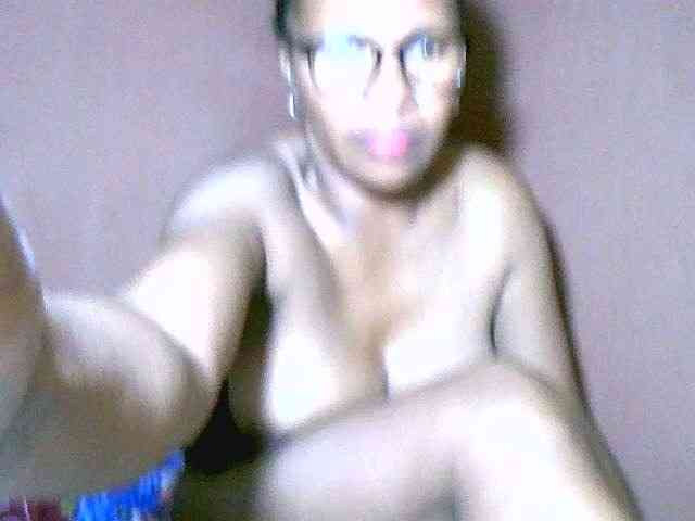 Nirinah2710 webcam