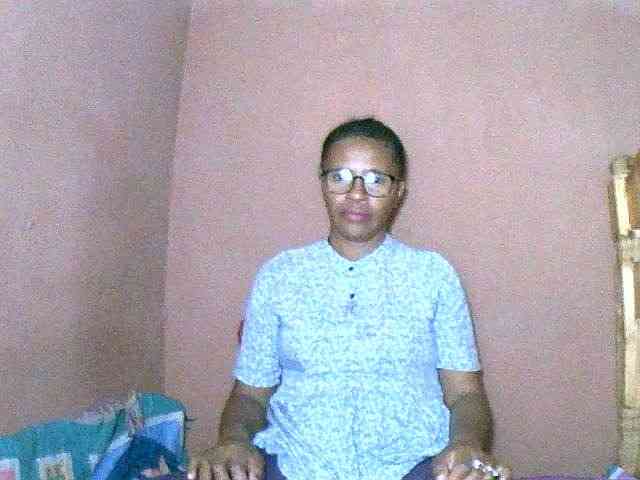 Nirinah2710 webcam