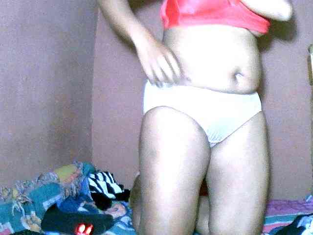 Nirinah2710 webcam