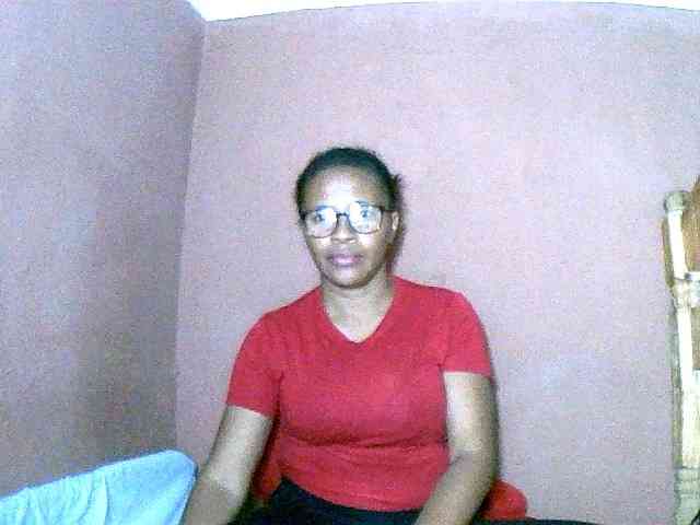 Nirinah2710 webcam