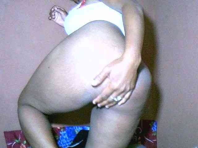 Nirinah2710 webcam