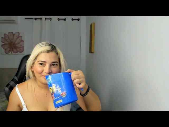 SophieVarto webcam