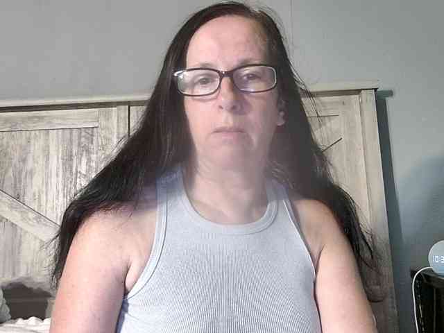 PeachGoddess webcam