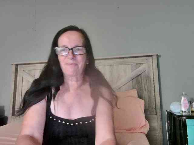 PeachGoddess webcam