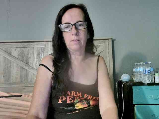 PeachGoddess webcam