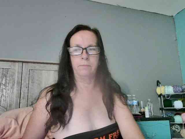PeachGoddess webcam