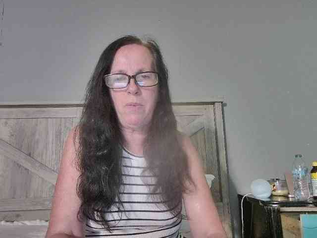 PeachGoddess webcam