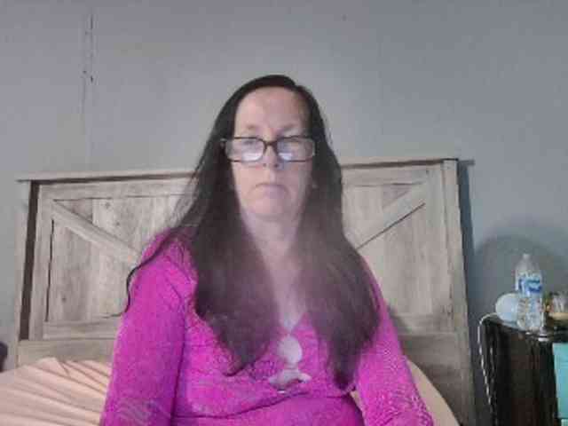 PeachGoddess webcam