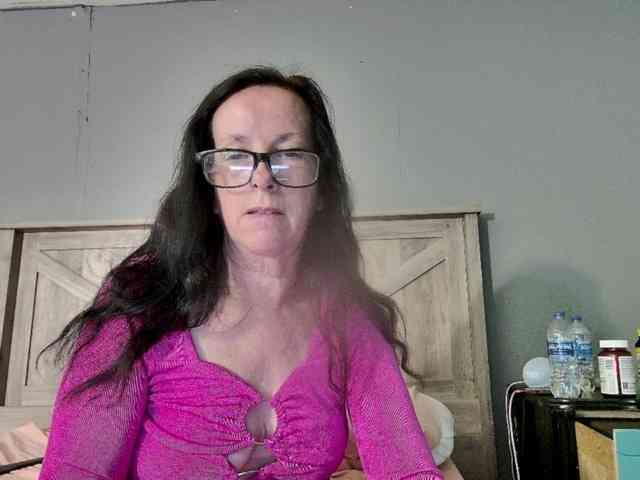 PeachGoddess webcam