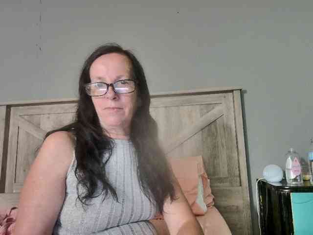 PeachGoddess webcam