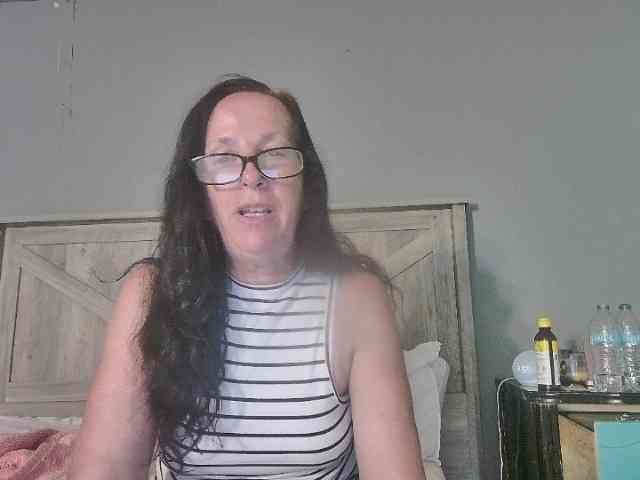 PeachGoddess webcam