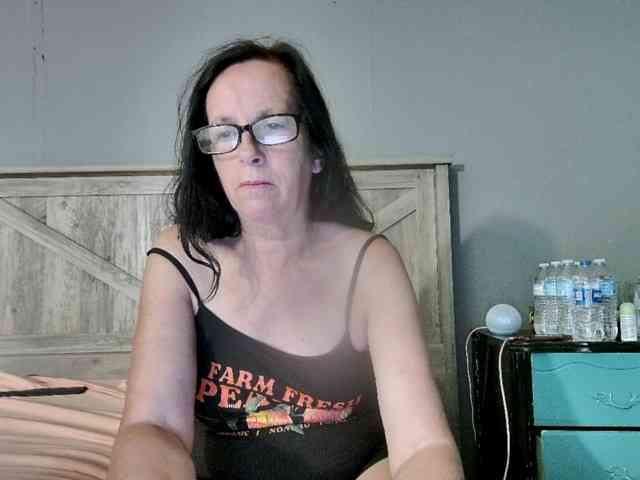 PeachGoddess webcam